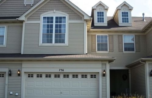 736 Amherst Dr, Sycamore, IL 60178-8916