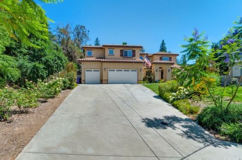 2385 Hidden Ln, Upland, CA 91784-1010