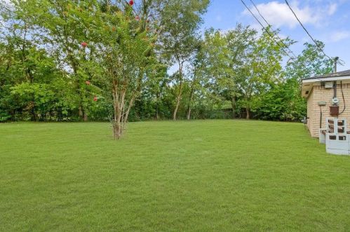 521 Gardenia St, Angleton TX 77515-4865 exterior