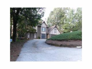 345 Crosstree Ln, Atlanta GA  30328-1846 exterior
