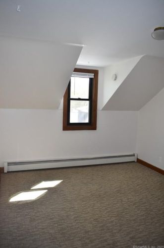 171 Main St, Upper Stepney CT  06468-1107 exterior