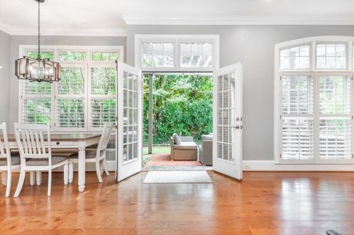 1053 Fielding Park Ct, Atlanta GA  30319-1989 exterior