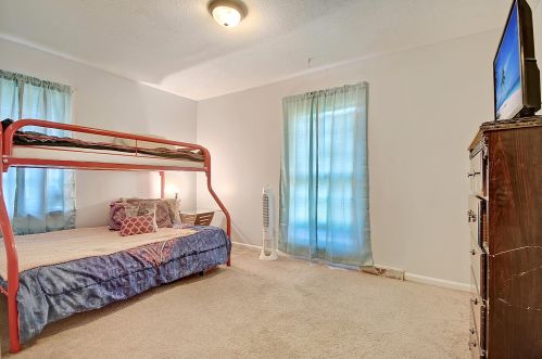 200 Finch St, Ladson SC  29456-4909 exterior