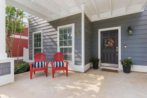 917 Hayden Ln, Aubrey, TX 76227-7876