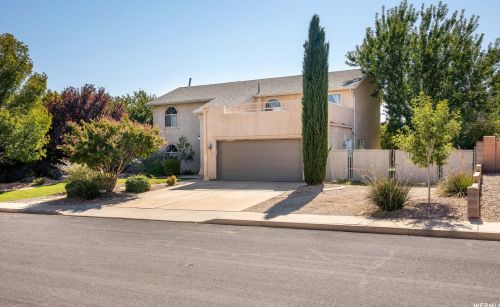 3049 Swiss Dr, Santa Clara, UT 84765-5173