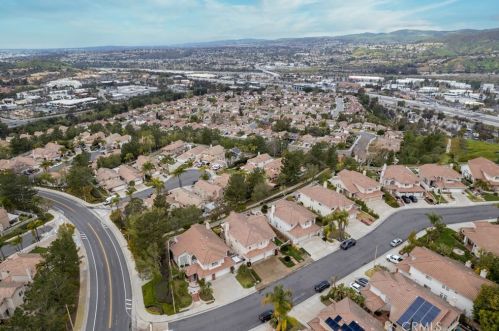 405 Laureltree Dr, Anaheim CA  92808-1648 exterior