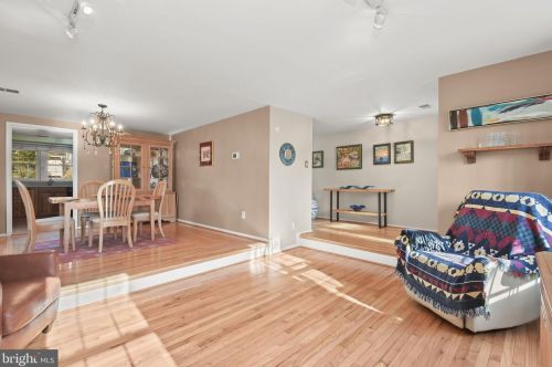 9506 Dragonclaw, Columbia, MD 21046-2012