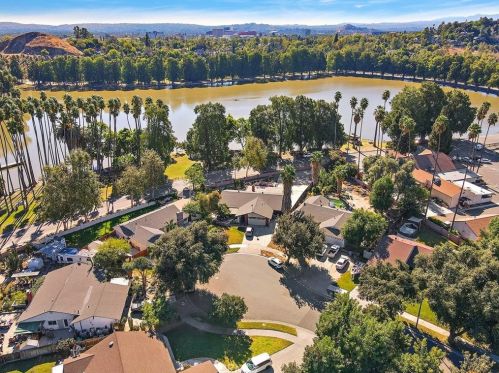 4560 Circle Lazy J Rd, Riverside CA  92501-2043 exterior