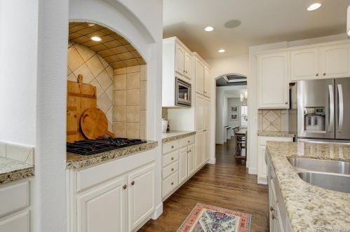 9559 Shenstone Dr, Parker CO 80134-6042 exterior