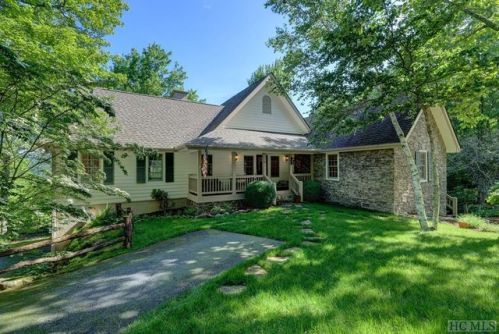 95 Rock Gap Rd, Highlands, NC 28741-7612