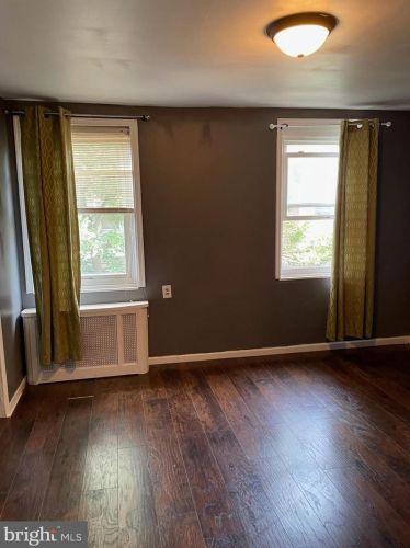 2524 61 St, Philadelphia PA 19142-3402 exterior