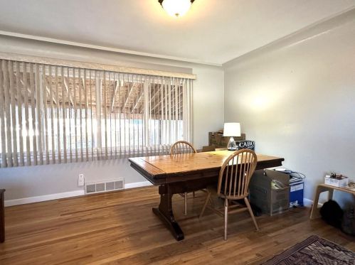 301 Kenwood Dr, Pueblo CO  81004-1623 exterior