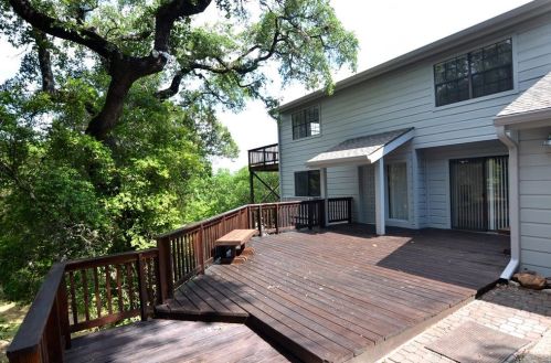 4714 David Thomas Rd, Austin TX  78746-2442 exterior