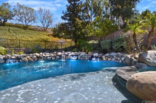 5451 Seneca Pl, Simi Valley CA 93063-2055 exterior