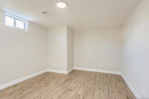 46 Xavier St, Denver CO  80219-1027 exterior