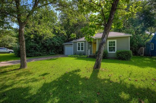 1112 Bell Dr, Greenville, TX 75401-2210