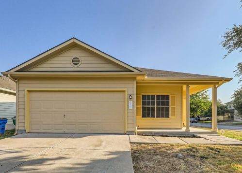 11608 Lapoynor St, Webberville, TX 78653-4999