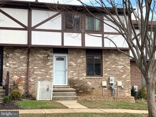 1203 Summerwood Ct, Arnold, MD 21012-1988
