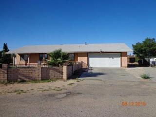 10706 Sand Ct, El Mirage, CA 92301-2134