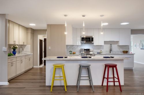 3481 Ala Akulikuli St, Honolulu, HI 96818-2218