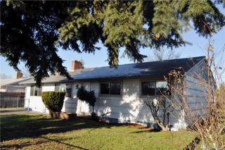 1725 117th St, Tacoma, WA 98444-2463