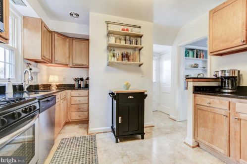 9512 Saybrook Ave, Silver Spring MD 20901-3034 exterior