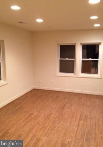 18508 Corby St, Triangle VA  22172-1806 exterior