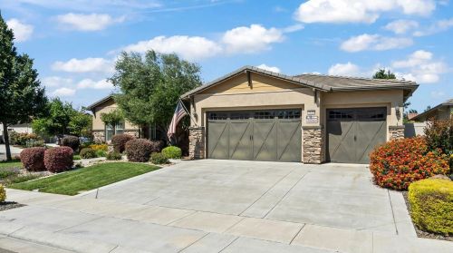 2125 Knollwood Ct, Manteca, CA 95336-5211