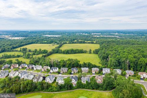 15671 Ryder Cup Dr, Haymarket, VA 20169-6162