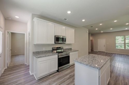 17157 Spindle Oaks Dr, Conroe TX  77385-4573 exterior