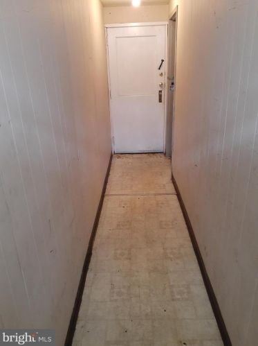 63 Hudson St, Trenton, NJ 08609-2521