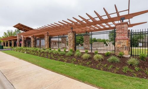 128 Mossy Oak Trl, Fort Worth TX  76131 exterior