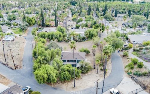 2390 Prenda Ave, Riverside CA exterior