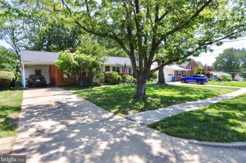 6107 Dinwiddie St, Springfield, VA 22150-3319