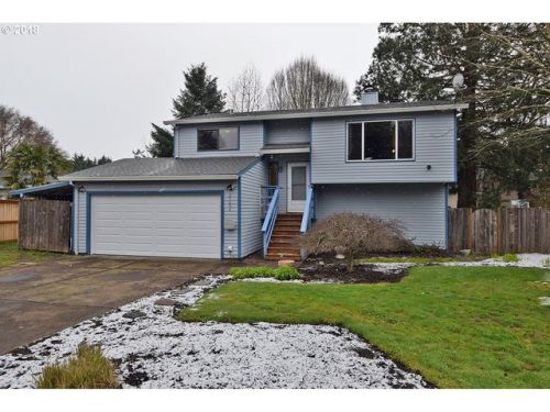 21684 Creek Ct, Tualatin, OR 97062-9018