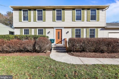554 Hinckle Ave, Trenton, NJ 08628-2811