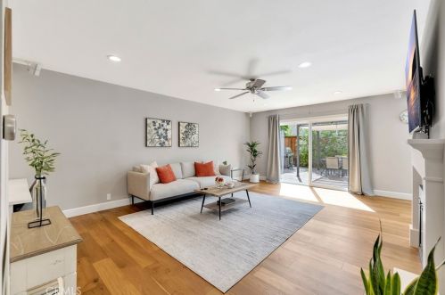 22 Delamesa, Irvine CA  92620-1838 exterior