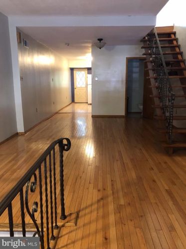 1415 12th St, Philadelphia, PA 19147-4928