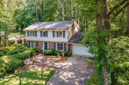 3598 Hidden Acres Dr, Atlanta GA  30340-4450 exterior
