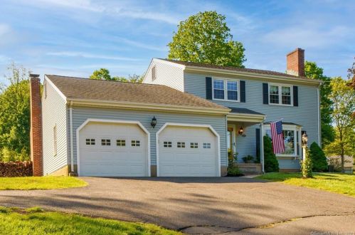 48 Blue Hills Dr, Southington, CT 06489-4601