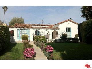 925 Yale St, Santa Monica CA  90403-2231 exterior