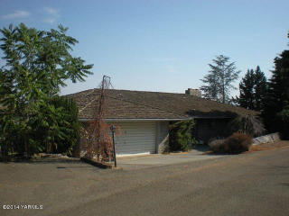534 Riverside Ter, Sunnyside, WA 98944-1838