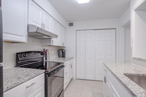 34 Arpege Way, Atlanta GA  30327-1020 exterior