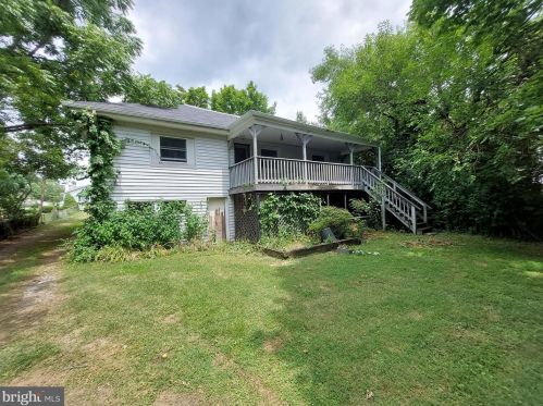 6225 Blue Bird Ave, Harrisburg, PA 17112-2312