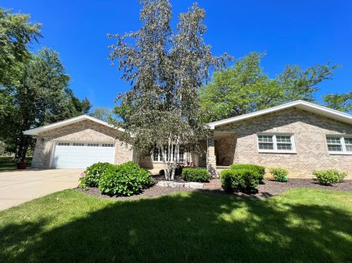 1217 Green St, Mokena, IL 60451-1017