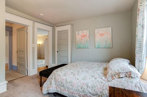 1076 Cook Ave, Saint Paul MN  55106-3323 exterior