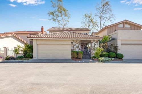 11386 Nayshon Ct, Cypress, CA 90630-5462