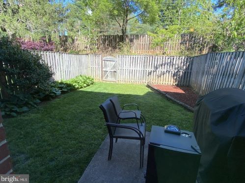 5844 Kara Pl, Springfield VA  22015-3331 exterior