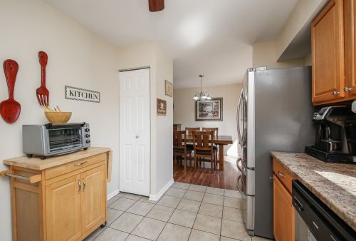 348 Sherwood Ct, Lemont IL  60440-2072 exterior