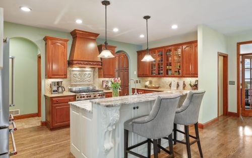3315 Crestmoor Dr, Saint Paul MN  55125-5006 exterior